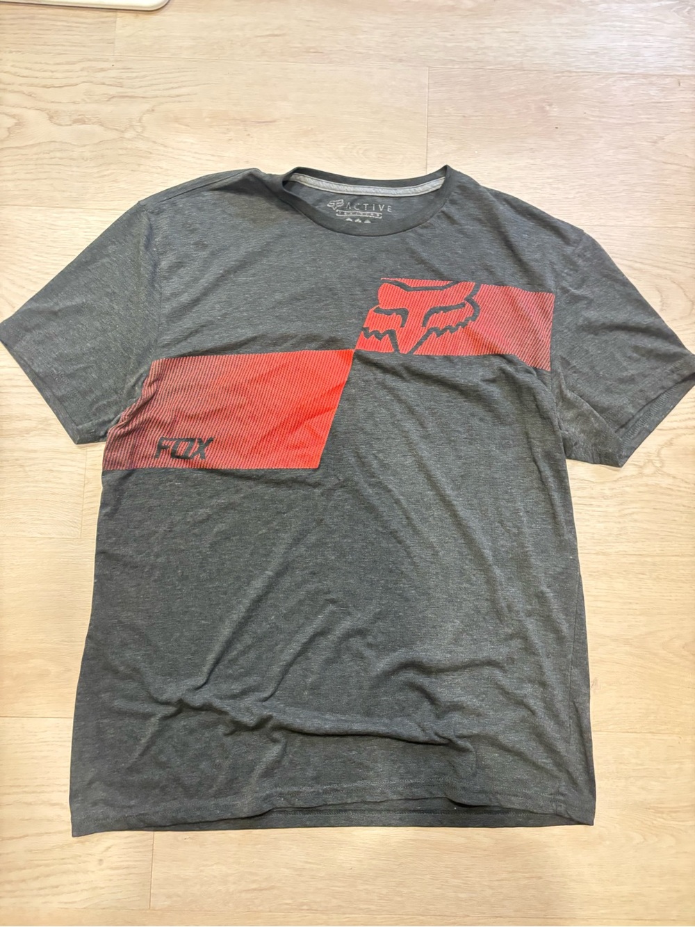 Active USA Men’s Grey Tee with Red Graphic Panels